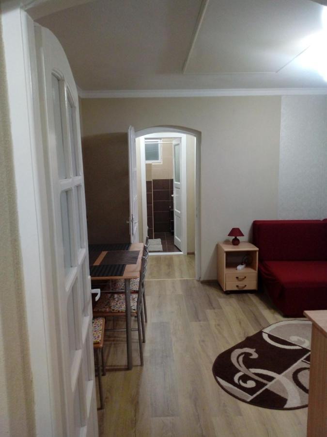 גורגני Kiraly Apartman מראה חיצוני תמונה